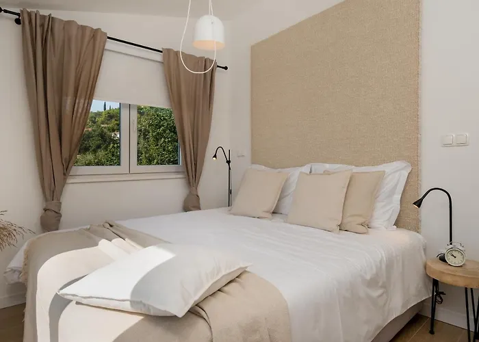 Marula - With Heated Pool * 산책길