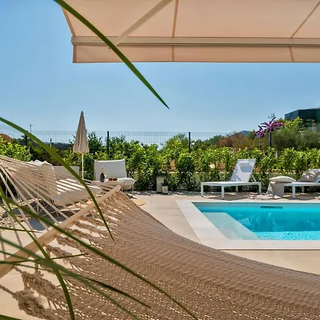 Marula - With Heated Pool * Marina
