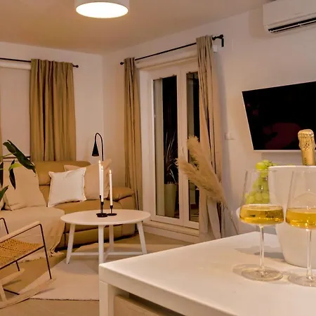 Marula - With Heated Pool Holiday home Marina
