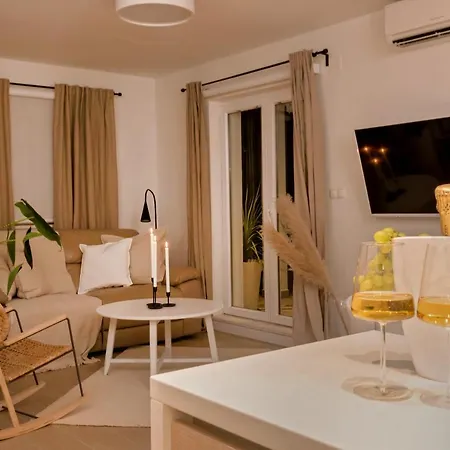Marula - With Heated Pool Holiday home *