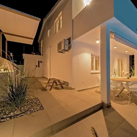 Holiday home Marula - With Heated Pool *