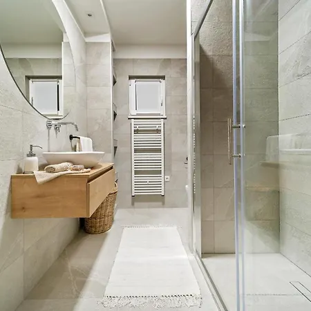 بيت للعطل Marula - With Heated Pool *